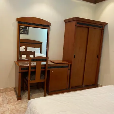 Private Door No 4 *